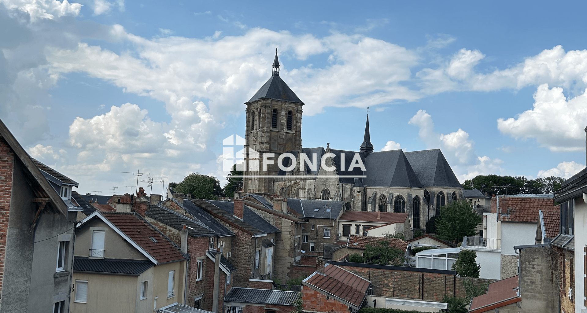 Appartement 2 pièces (62.57 m²) à louer - Rethel (08300)