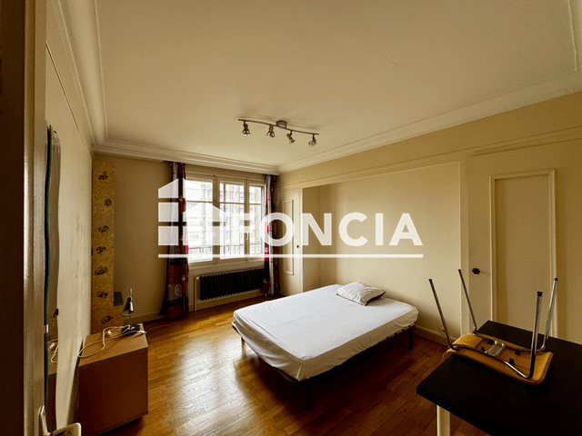 Appartement meublé 3 pièces (73.51 m²) à louer - Grenoble (38000)