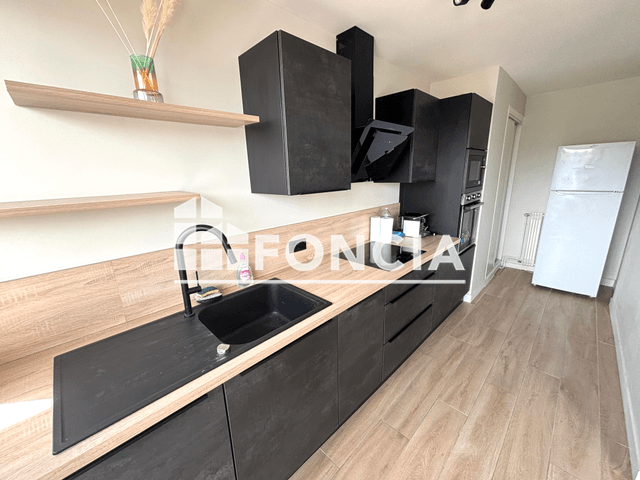 Appartement meublé 3 pièces (69 m²) à louer - Reims (51100)