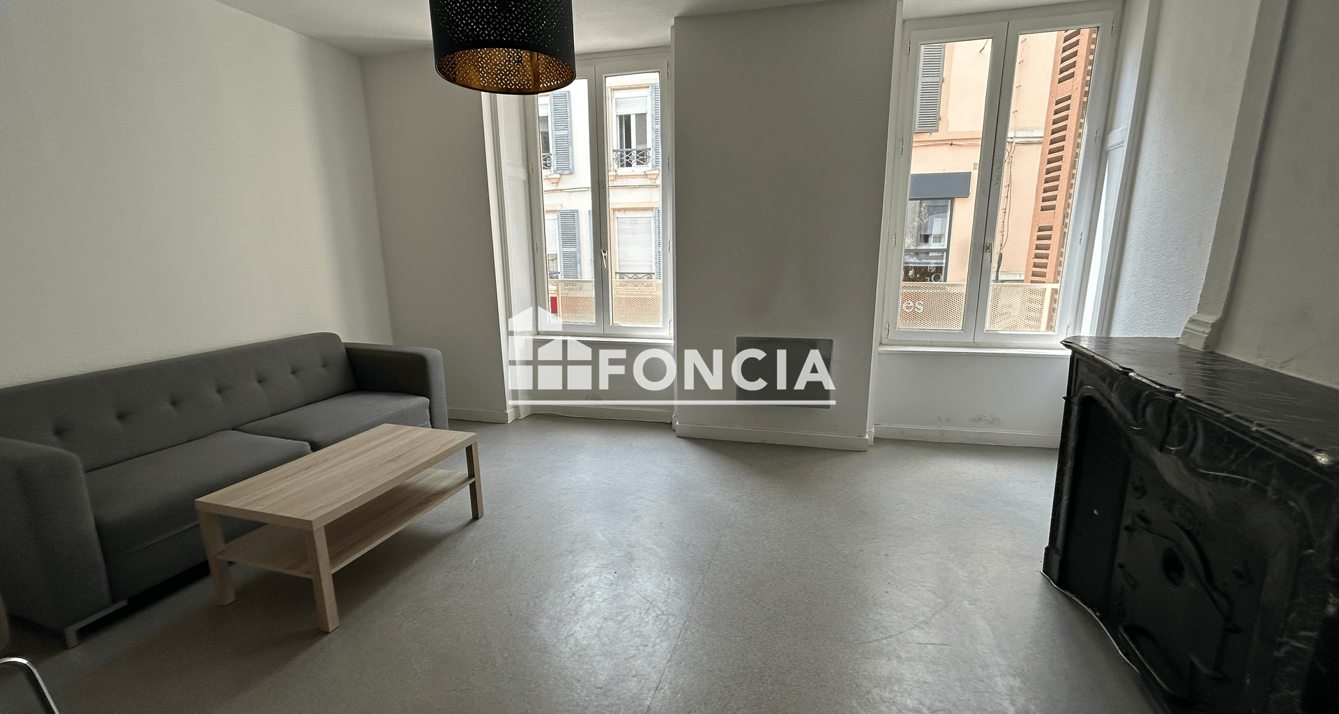 Appartement meublé 2 pièces (46.5 m²) à louer - Roanne (42300)