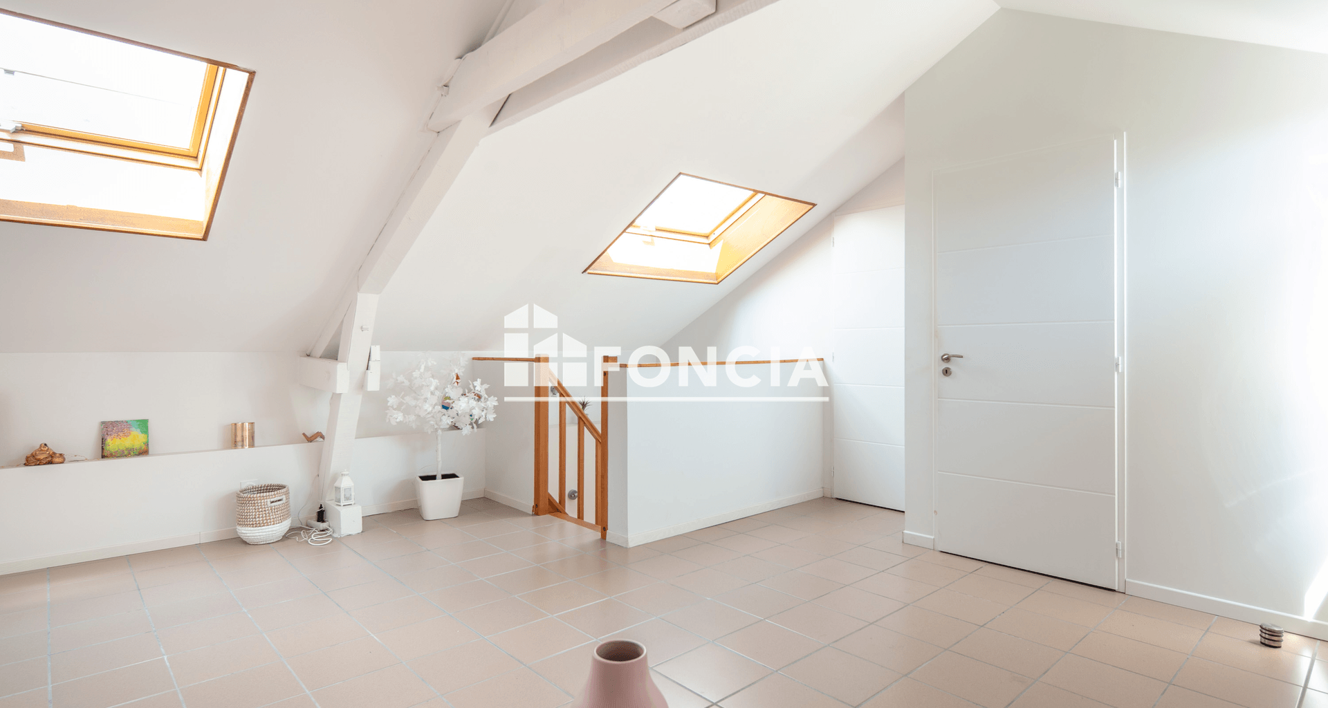 Maison 10 pièces (210 m²) à vendre - Grenoble (38100)