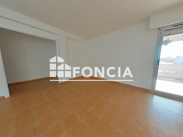 Appartement 3 pièces (75.39 m²) à louer - St Laurent Du Var (06700)