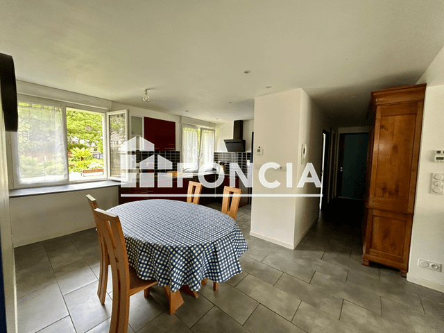 Appartement meublé 4 pièces (96.8 m²) à louer - Lorient (56100)