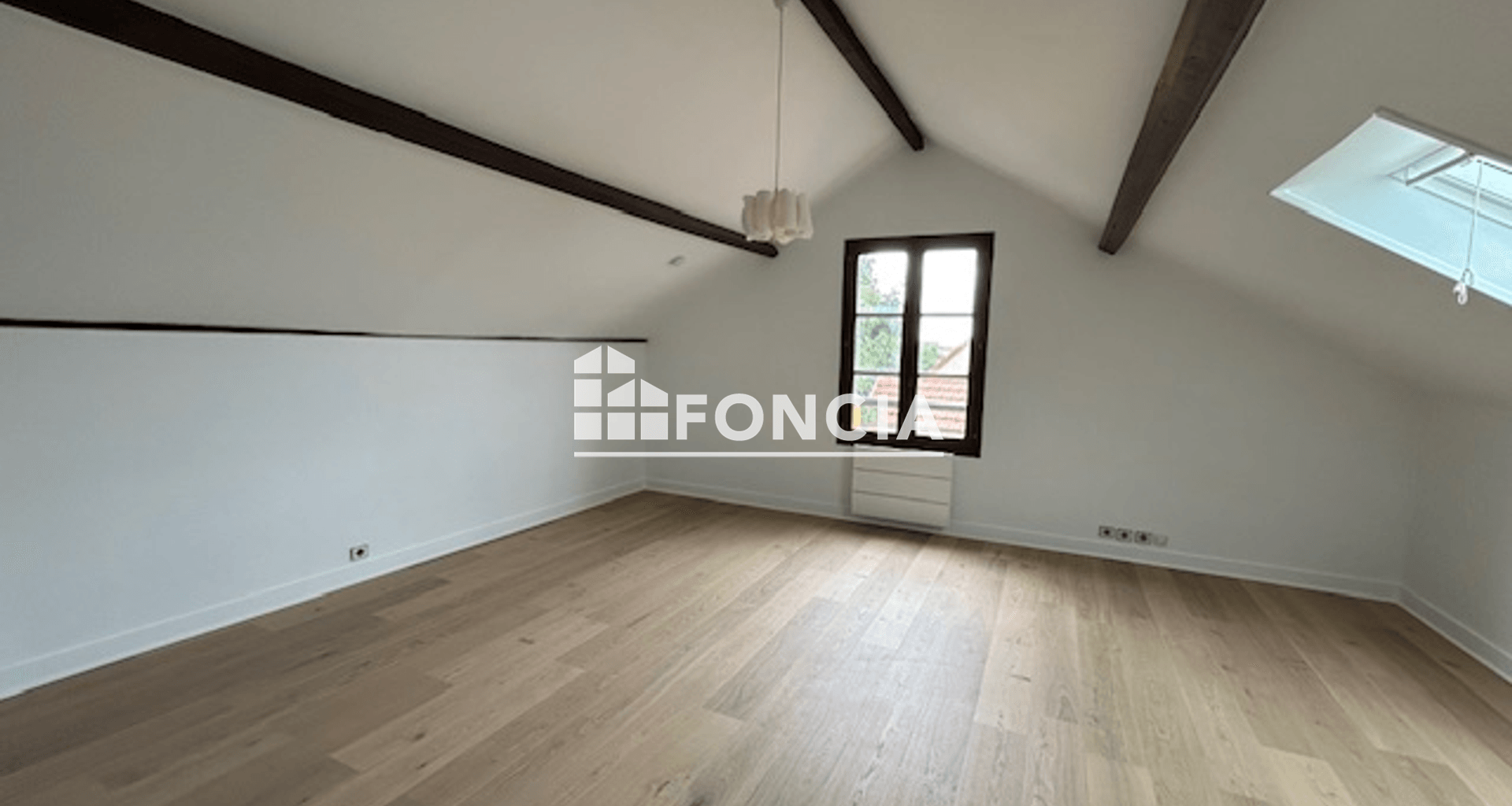 Studio (30 m²) à louer - Triel-sur-seine (78510)