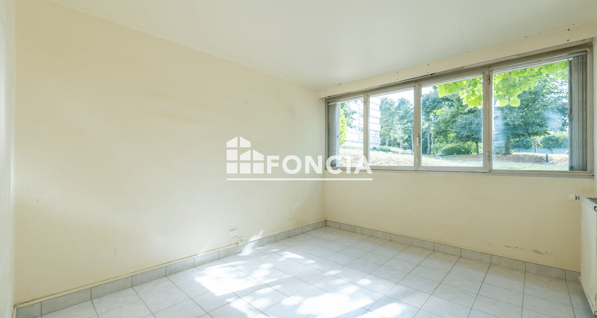 Studio (31 m²) à vendre - Nanterre (92000)