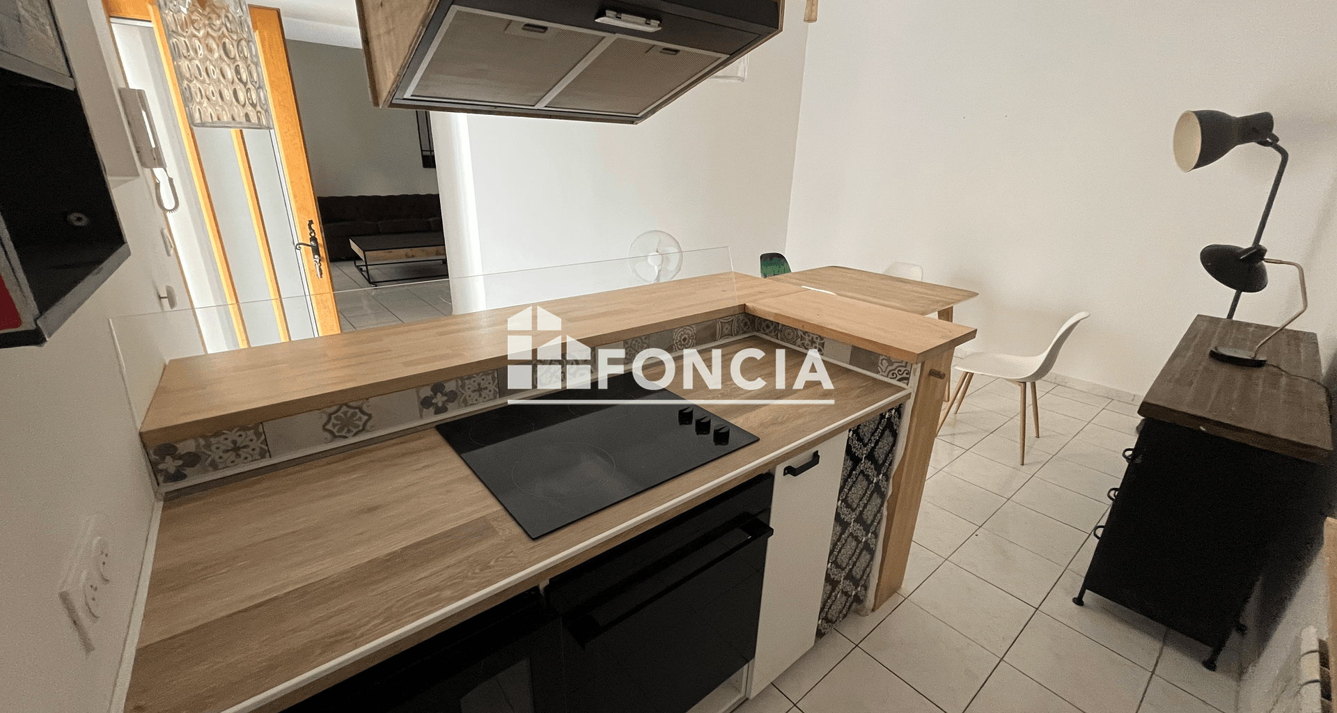 Appartement meublé 3 pièces (76.06 m²) à louer - Nîmes (30000)