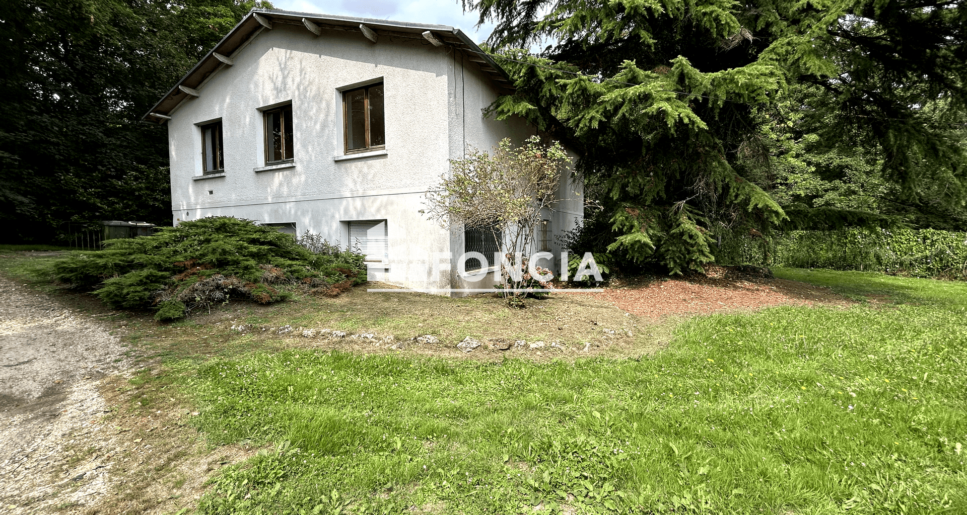 Maison 9 pièces (200 m²) à vendre - Fontenay-le-vicomte (91540)