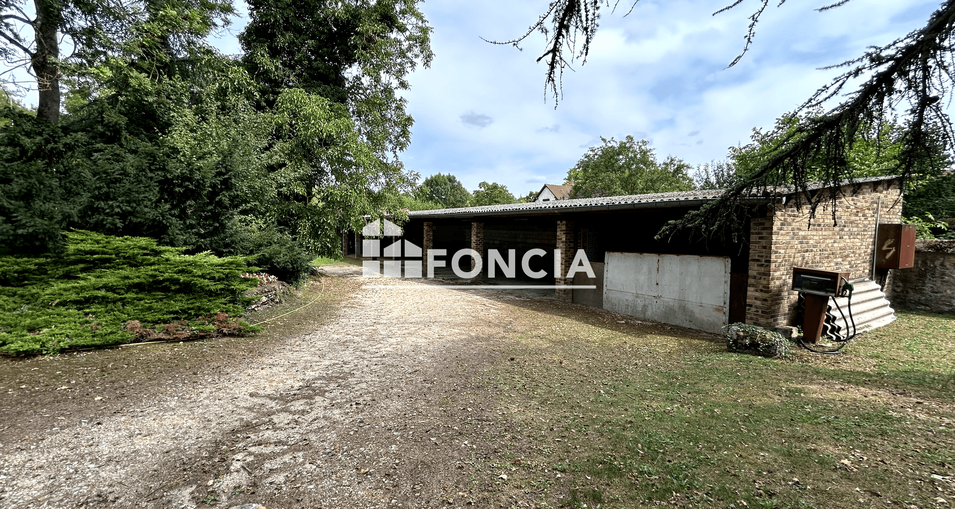 Maison 9 pièces (200 m²) à vendre - Fontenay-le-vicomte (91540)