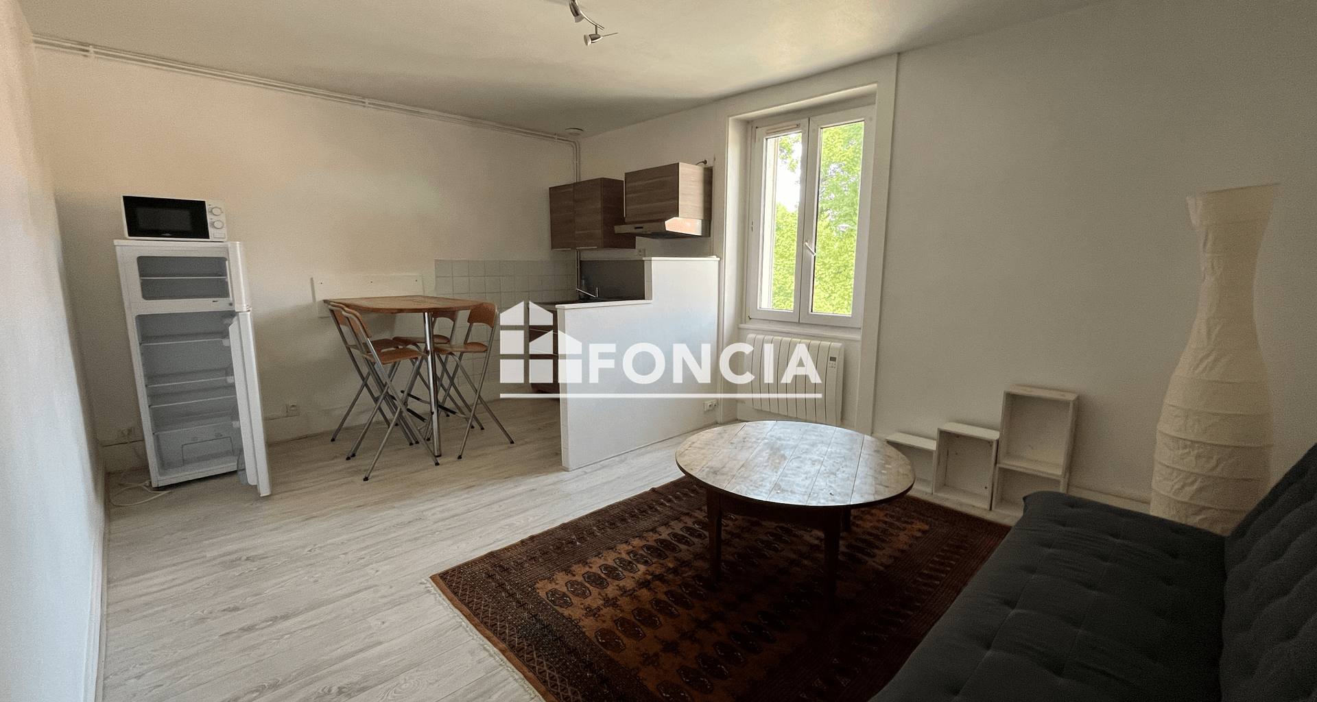 Appartement meublé 2 pièces (40.6 m²) à louer - Besançon (25000)