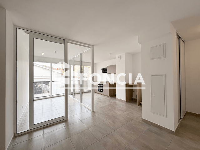 Appartement 2 pièces (57.2 m²) à louer - Bourg En Bresse (01000)
