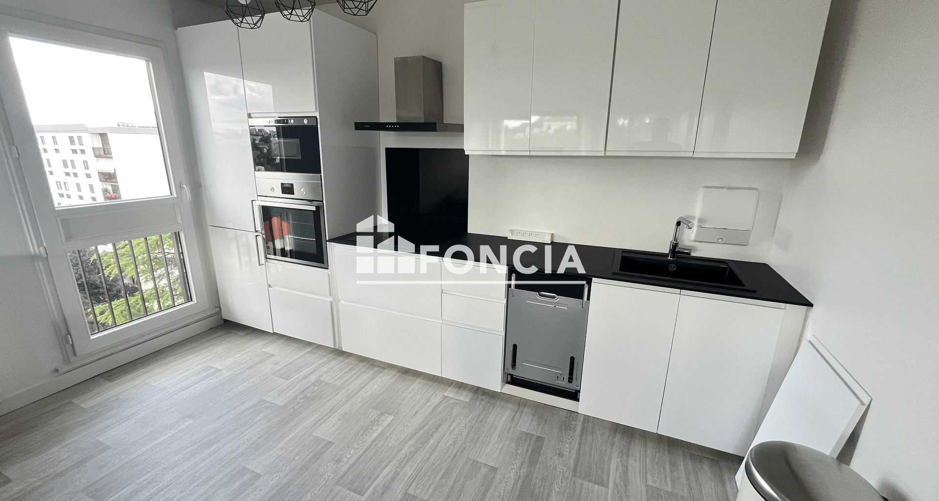 Appartement meublé 2 pièces (51.76 m²) à louer - L'haÿ-les-roses (94240)