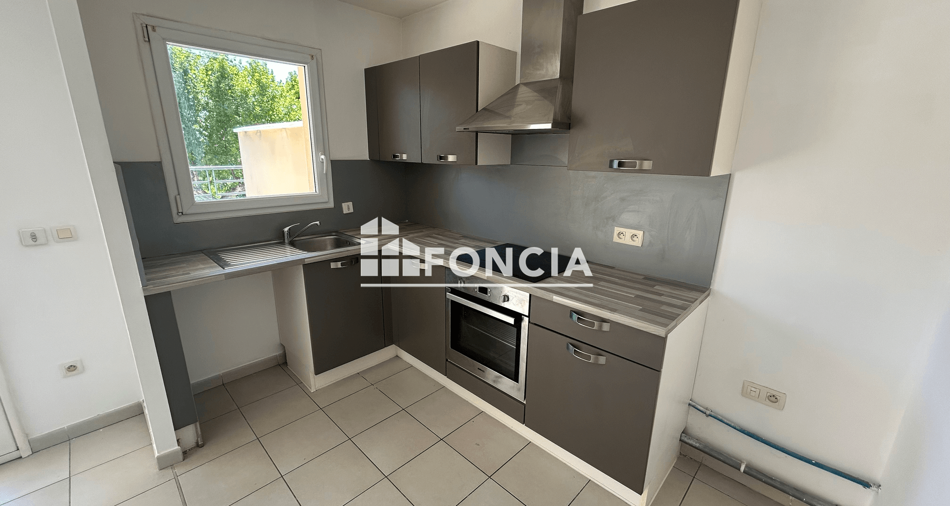 Appartement 4 pièces (86.35 m²) à louer - Pont-de-l'isère (26600)