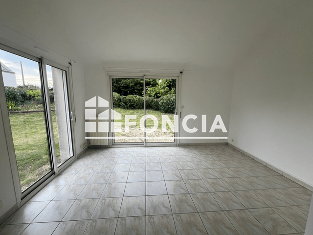 Maison 6 pièces (104.96 m²) à louer - Plougoumelen (56400)