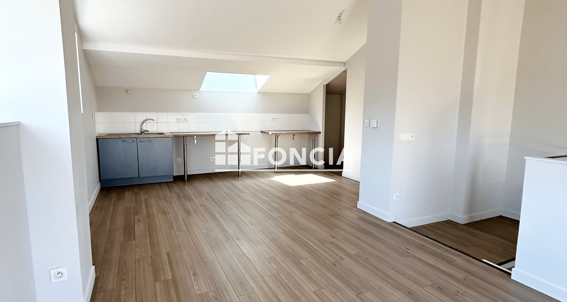 Appartement 2 pièces (61 m²) à louer - Saint-étienne (42000)