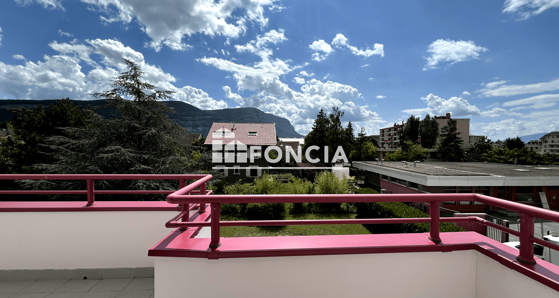 Appartement 3 pièces (84.27 m²) à vendre - Gaillard (74240)