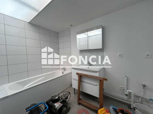 Maison 3 pièces (55 m²) à louer - Lille (59160)