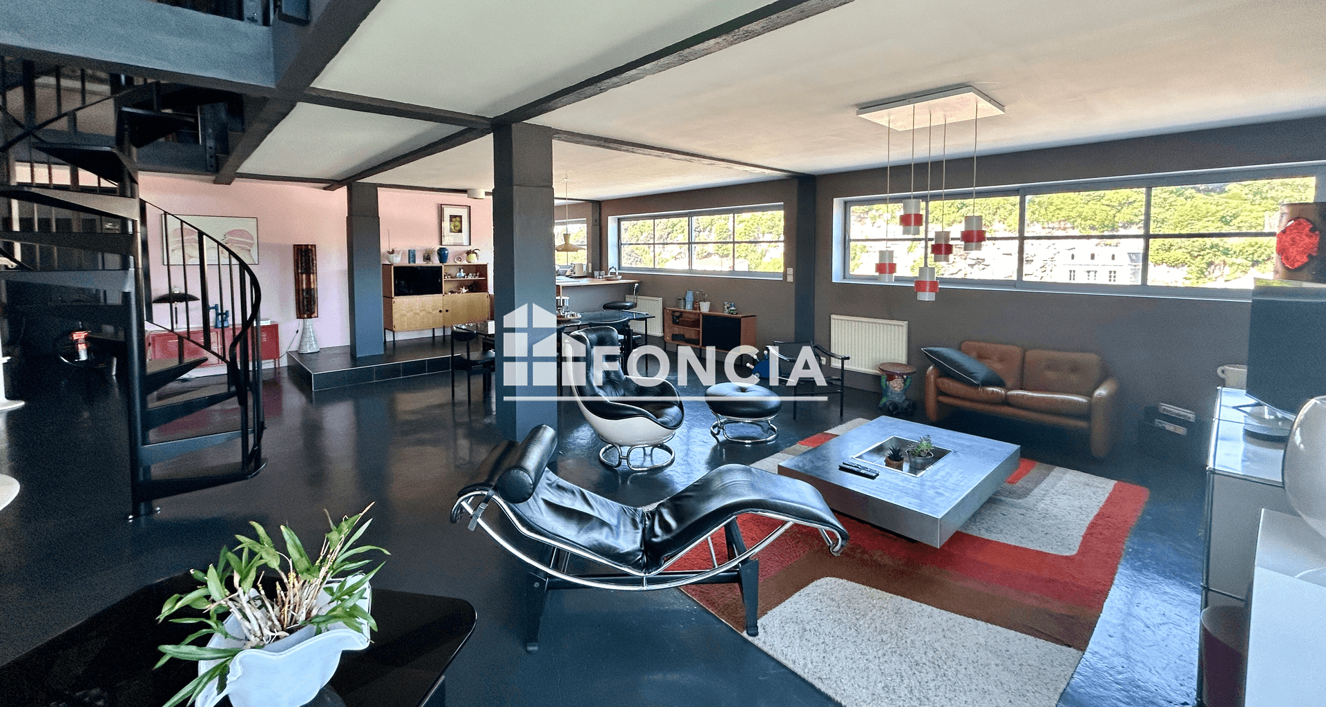 Appartement 4 pièces (159 m²) à vendre - Poitiers (86000)