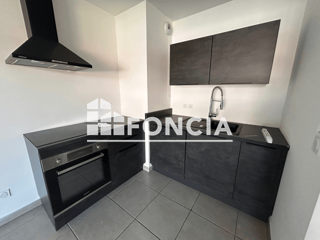 Appartement 2 pièces (38.45 m²) à louer - Marseille 12ᵉ (13012)