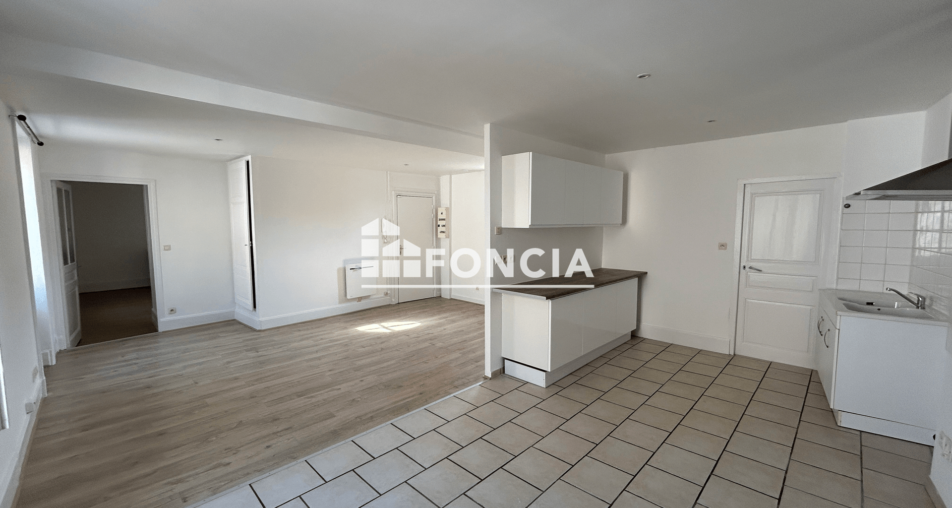 Appartement 2 pièces (69.78 m²) à louer - Les Roches-de-condrieu (38370)