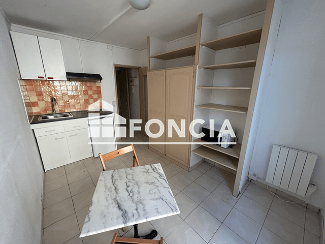 Studio meublé (14.26 m²) à louer - Manosque (04100)
