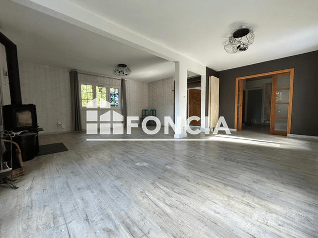 Maison 6 pièces (170.63 m²) à louer - Plomelin (29700)