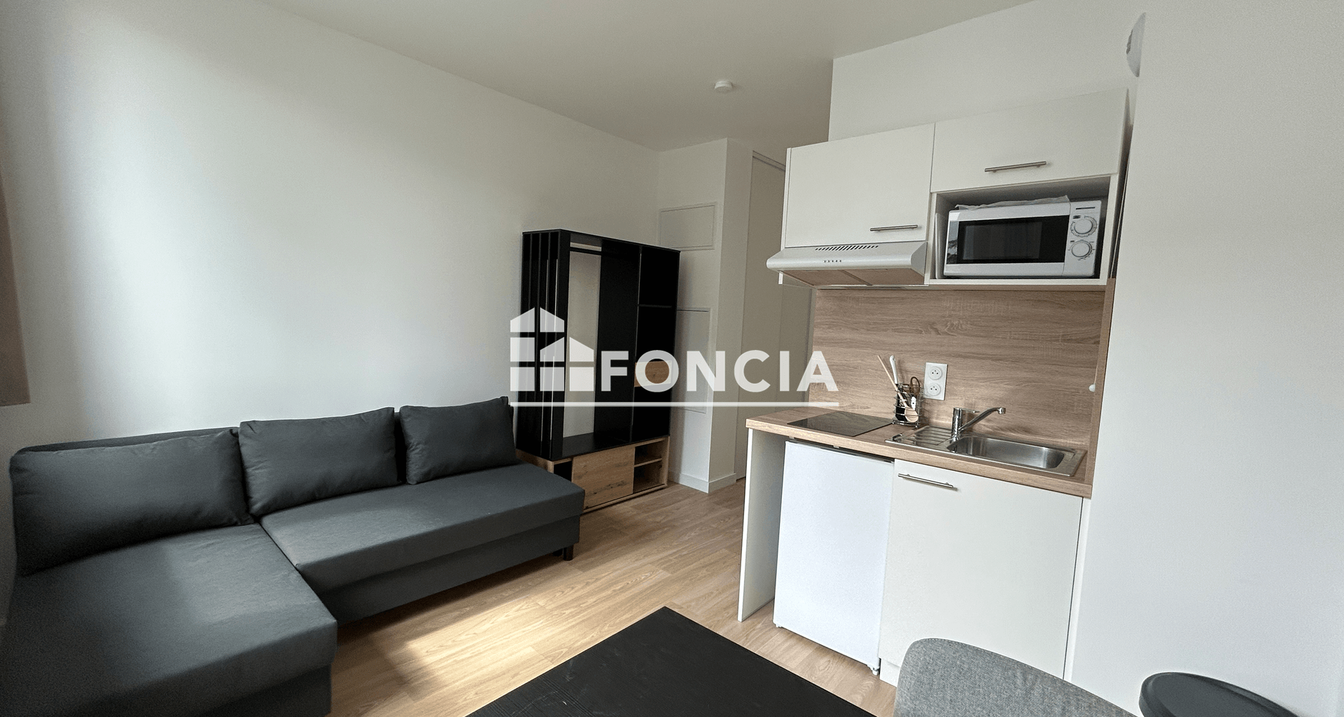 Studio meublé (17.26 m²) à louer - Orléans (45100)