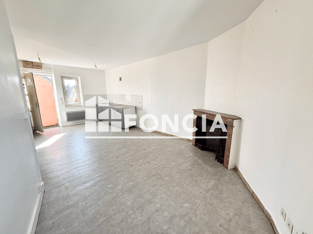 Appartement 2 pièces (40 m²) à louer - Guilherand-granges (07500)