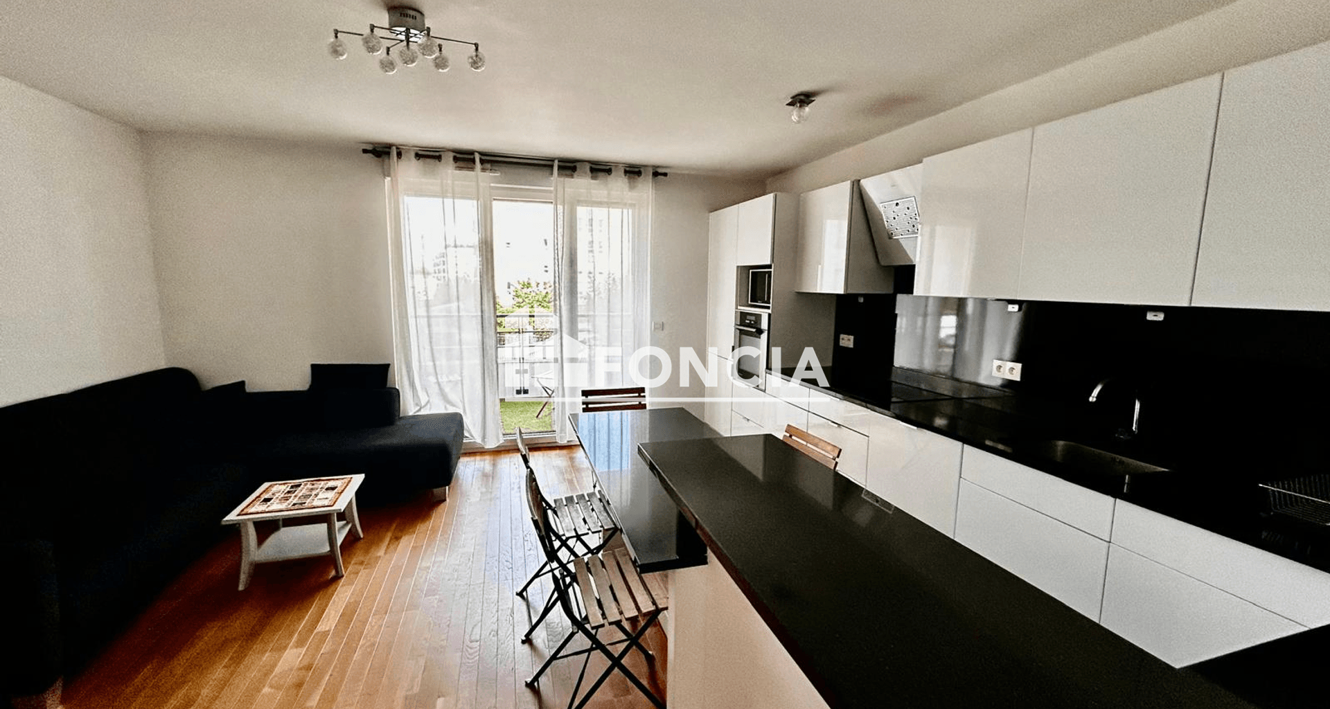 Appartement meublé 3 pièces (59.99 m²) à louer - Issy-les-moulineaux (92130)
