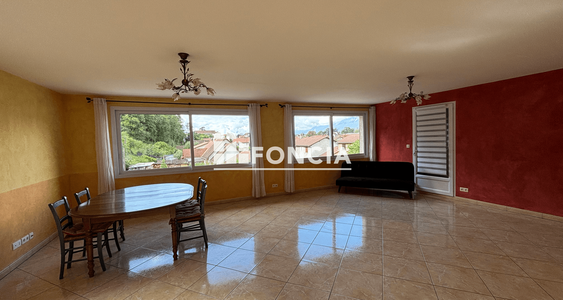 Appartement meublé 4 pièces (107.7 m²) à louer - Froges (38190)