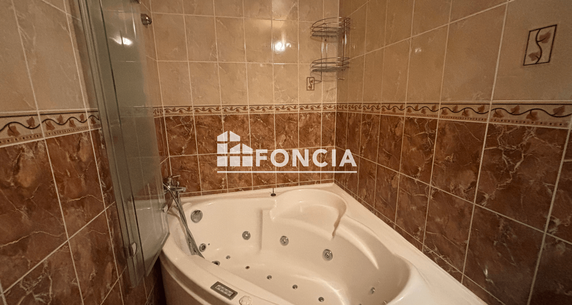 Appartement meublé 4 pièces (107.7 m²) à louer - Froges (38190)