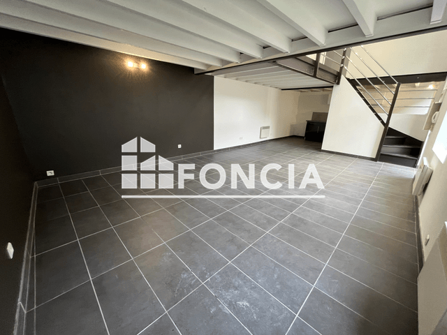 Appartement 2 pièces (56.19 m²) à louer - Roubaix (59100)