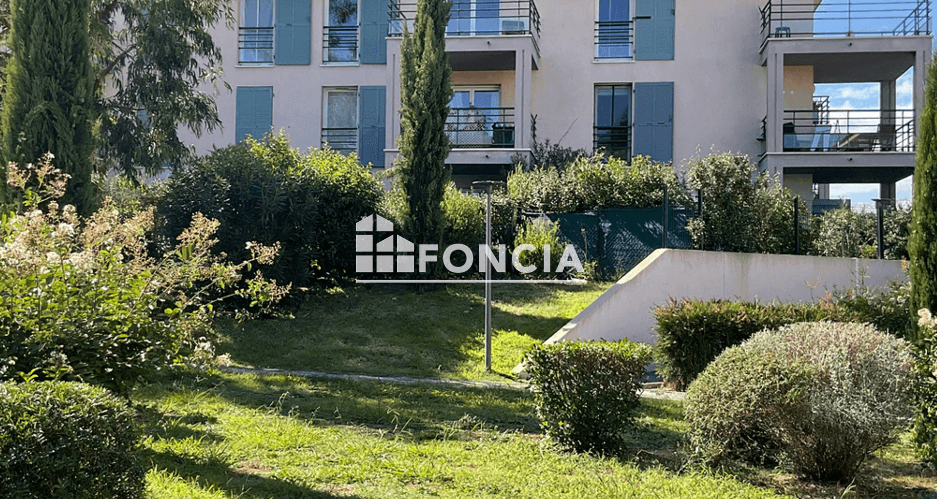 Appartement 2 pièces (40.74 m²) à vendre - Roquebrune-sur-argens (83520)