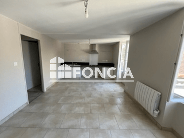 Maison 3 pièces (71.96 m²) à louer - St Claud (16450)