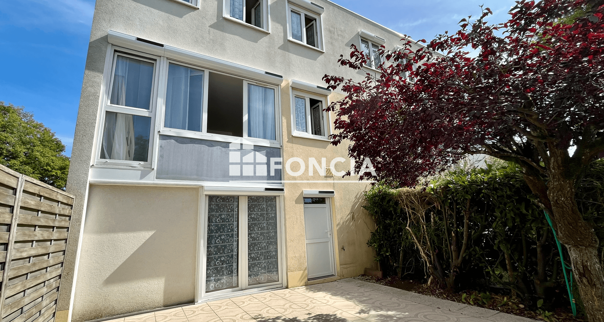 Appartement 4 pièces (101 m²) à vendre - Coignières (78310)