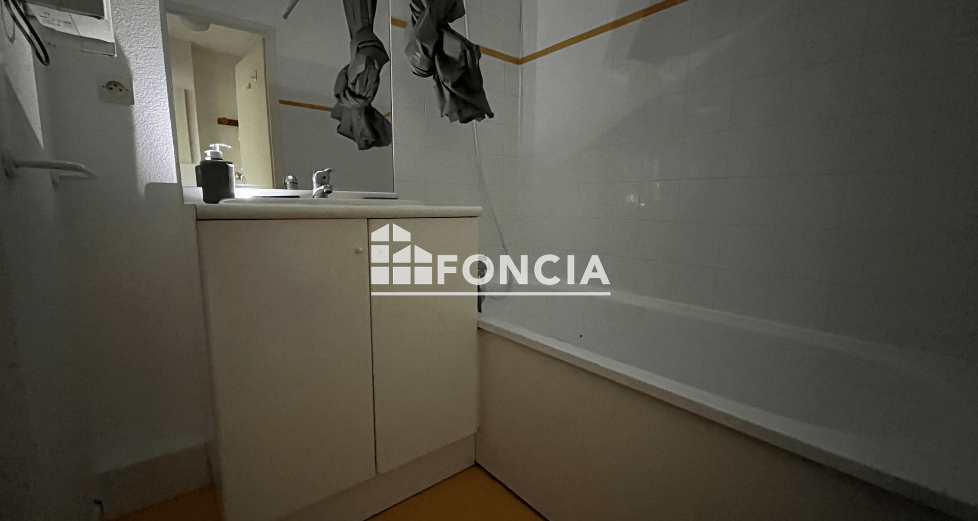 Studio meublé (19.5 m²) à louer - Avignon (84000)