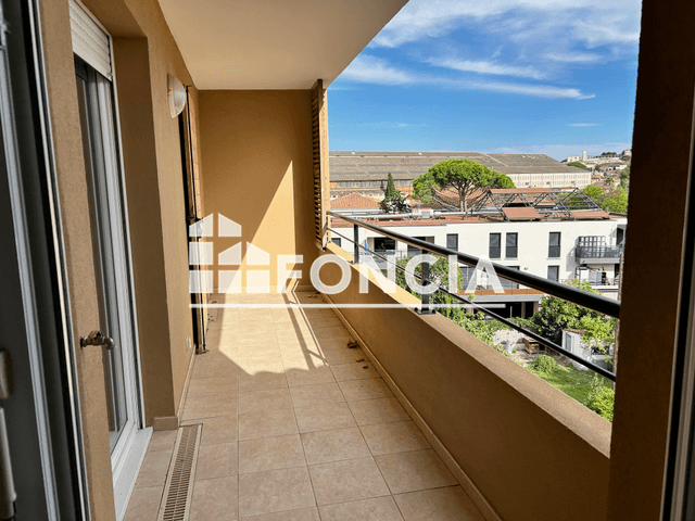 Appartement 2 pièces (59.3 m²) à louer - La Seyne Sur Mer (83500)