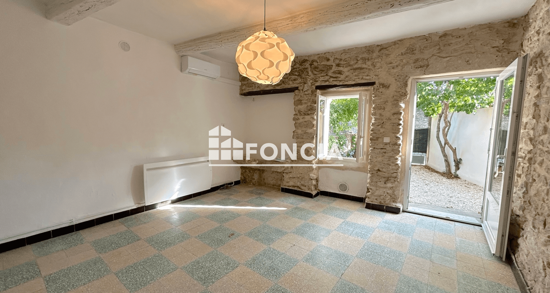 Maison 4 pièces (88.69 m²) à louer - Uchaux (84100)