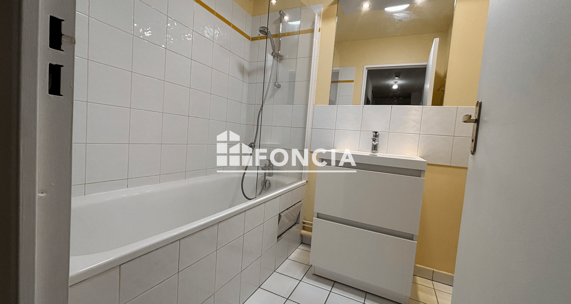 Appartement 3 pièces (61.86 m²) à louer - Verneuil-sur-seine (78480)