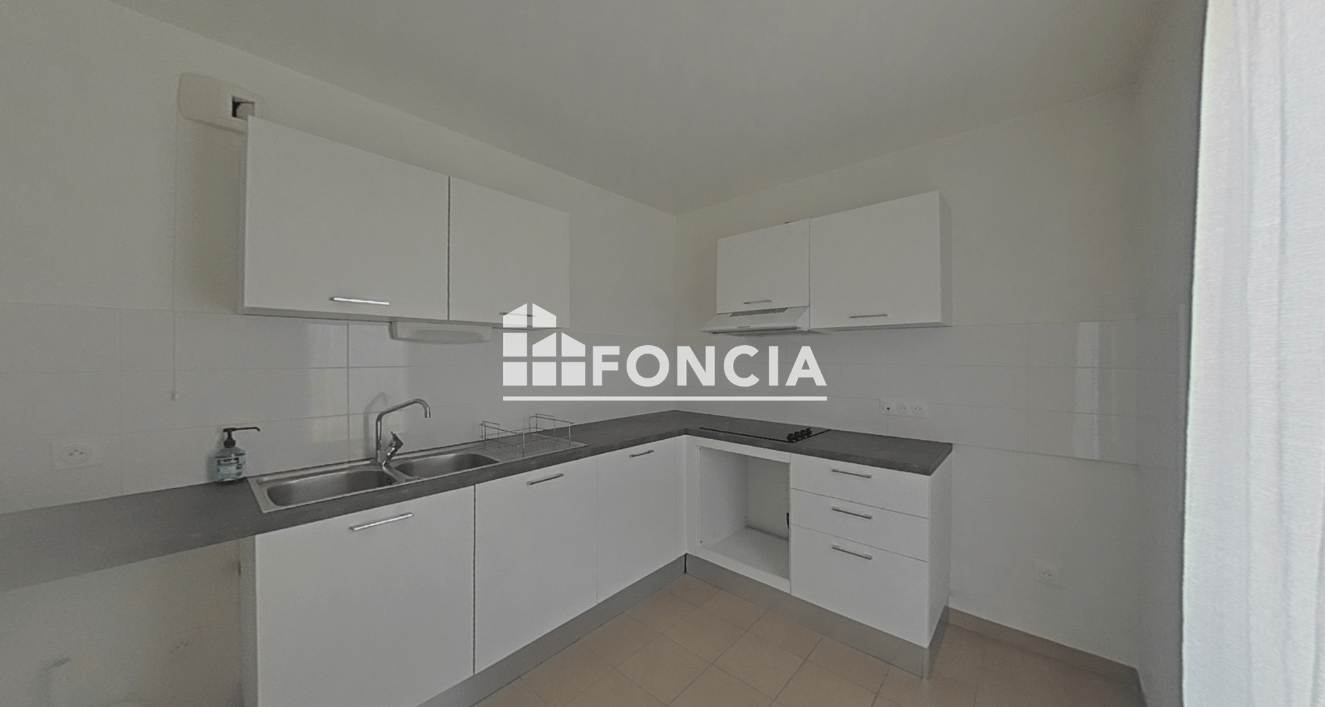 Appartement 3 pièces (77.18 m²) à louer - Les Pavillons-sous-bois (93320)