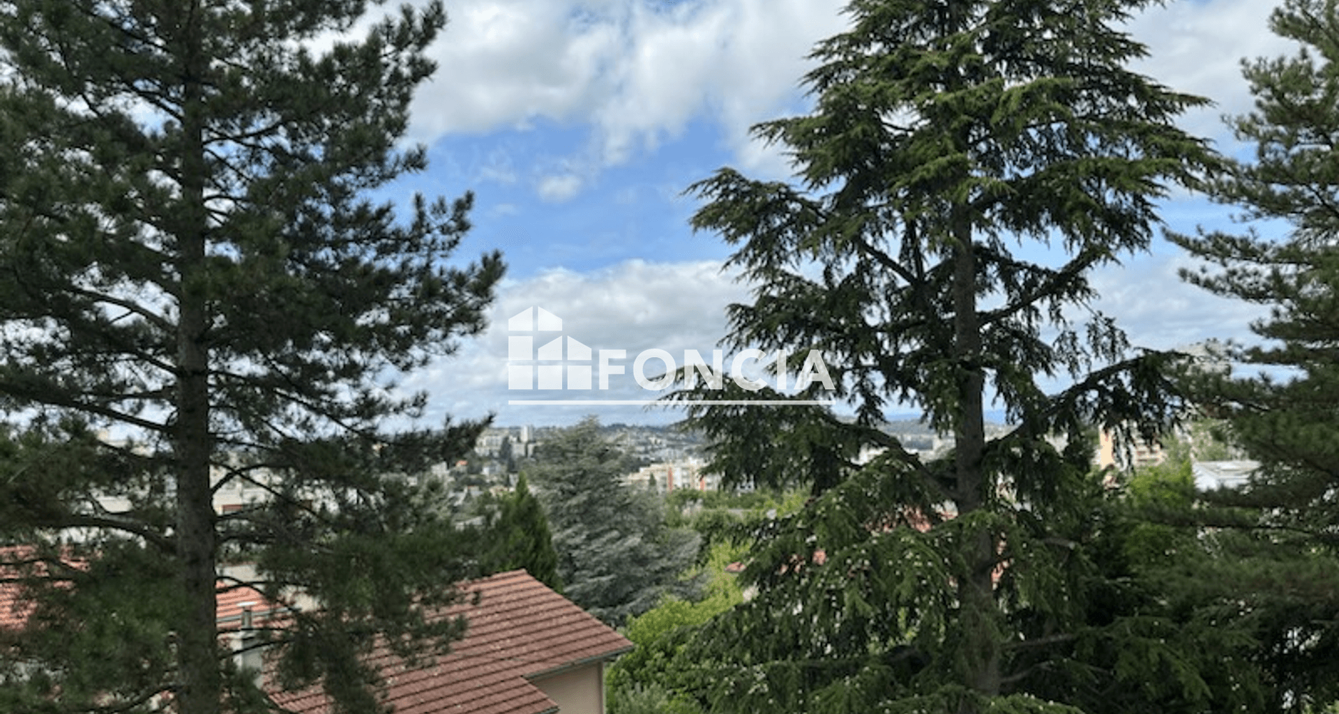 Appartement 4 pièces (71.3 m²) à louer - Saint-étienne (42100)