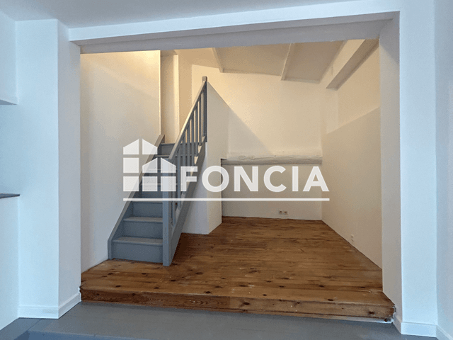 Maison 3 pièces (108 m²) à louer - Aix En Provence (13090)