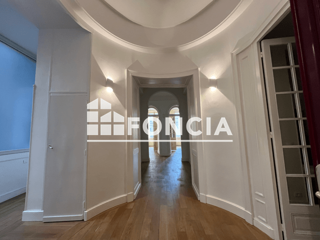 Appartement 5 pièces (174.45 m²) à louer - Bordeaux (33000)