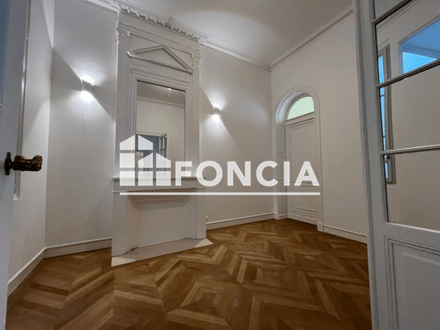 Appartement 5 pièces (174.45 m²) à louer - Bordeaux (33000)