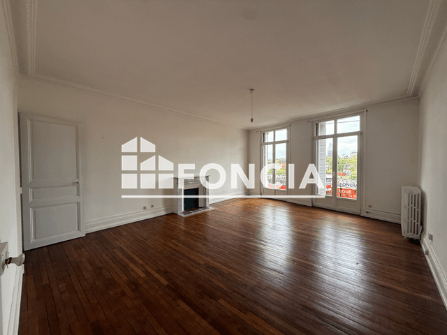 Appartement 3 pièces (100.43 m²) à louer - Charleville-mezieres (08000)