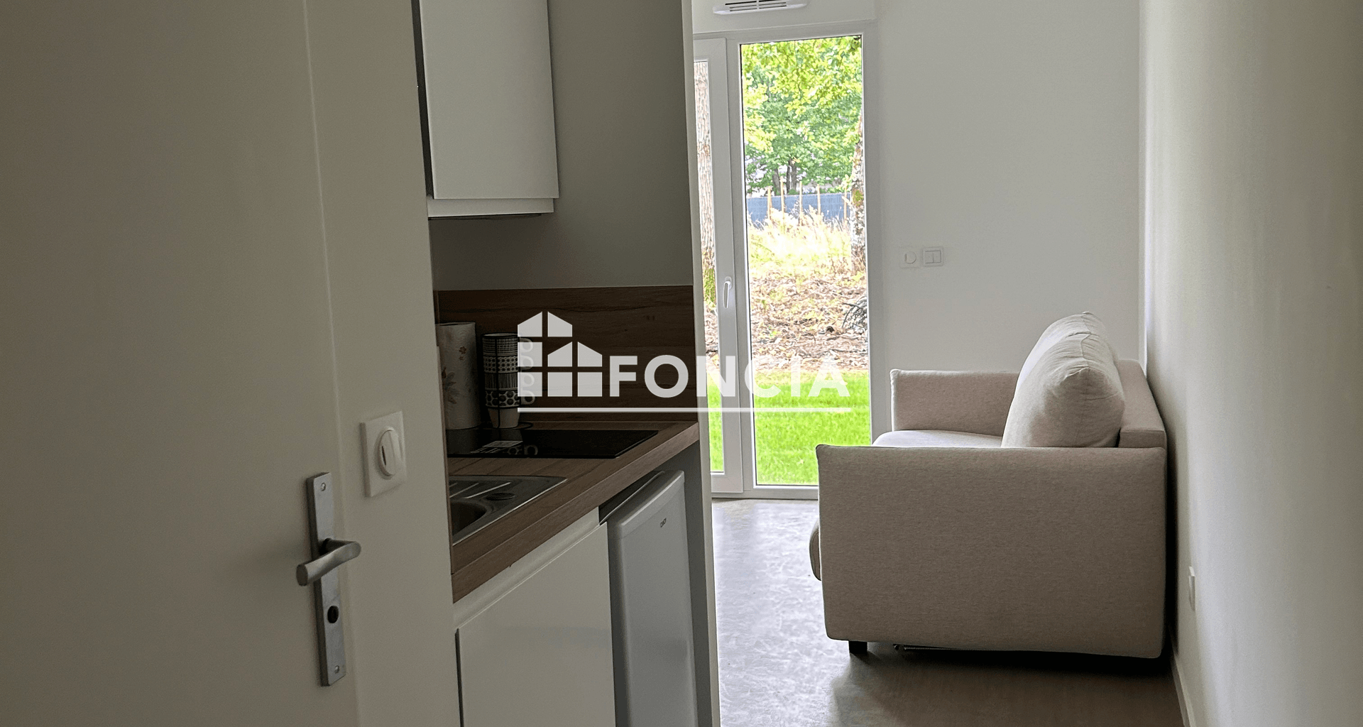 Studio meublé (18.37 m²) à louer - Orléans (45100)