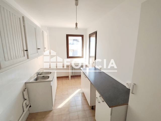 Appartement 3 pièces (57.65 m²) à louer - Hyeres (83400)