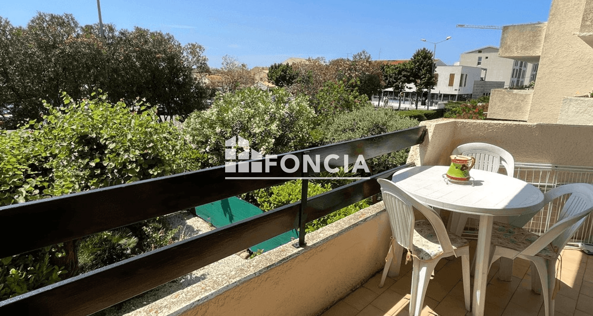 Studio (22 m²) à vendre - La Londe-les-maures (83250)