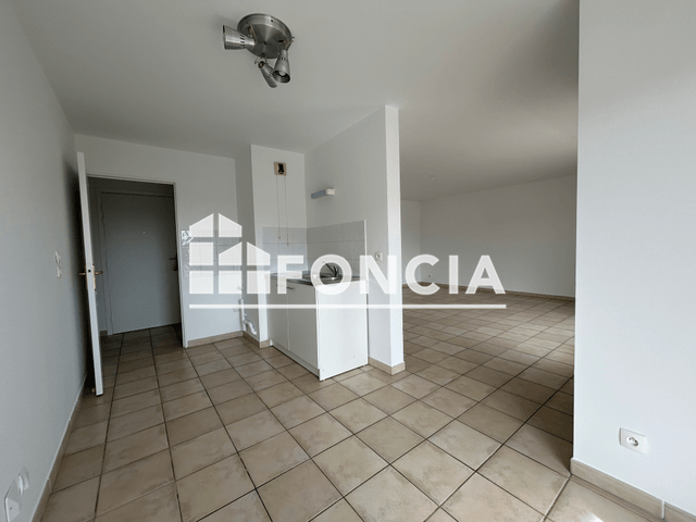 Appartement 3 pièces (71.3 m²) à louer - Toulon (83000)