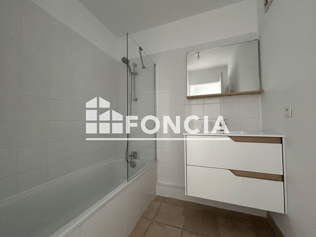 Appartement 3 pièces (71.3 m²) à louer - Toulon (83000)