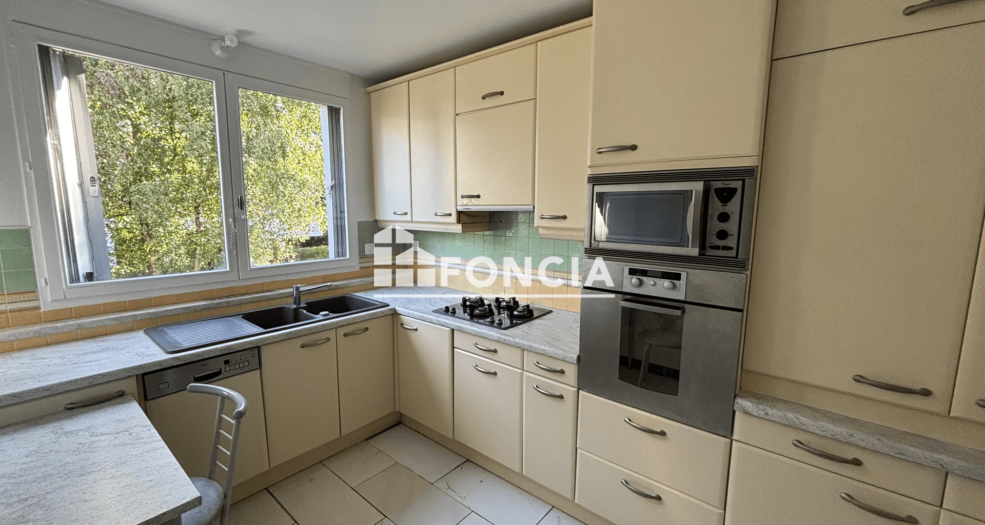 Appartement 4 pièces (74.83 m²) à louer - Vitry-sur-seine (94400)